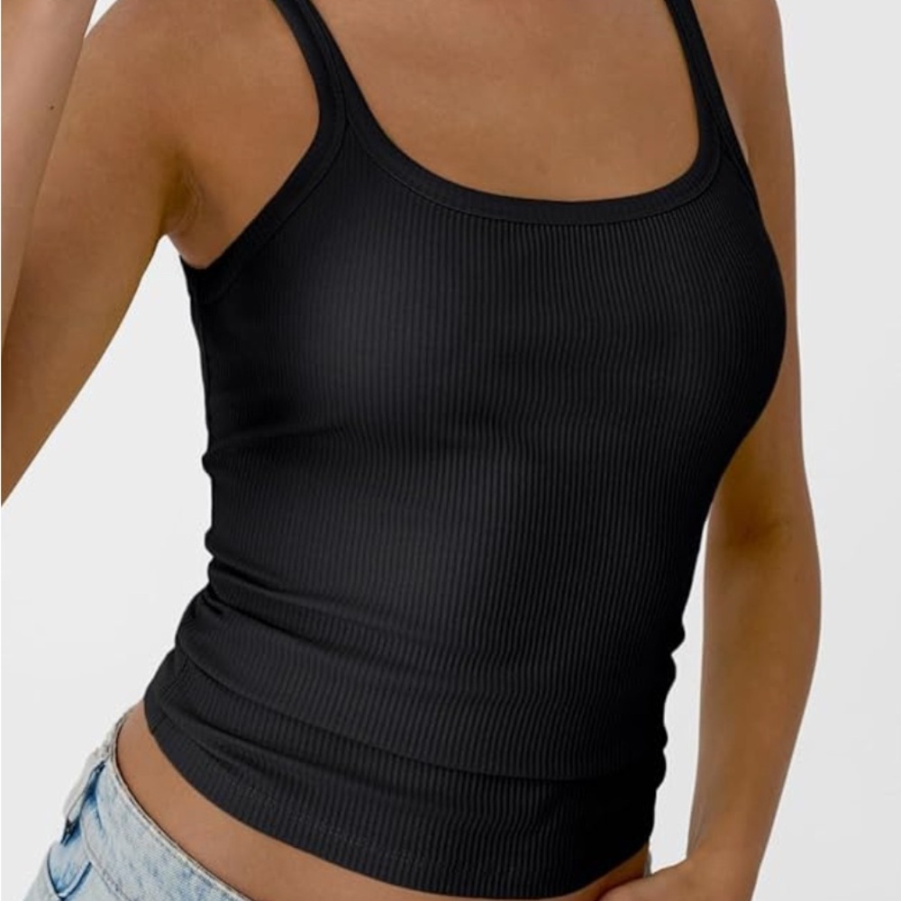 NWT Tank Top - Picture 2 of 3